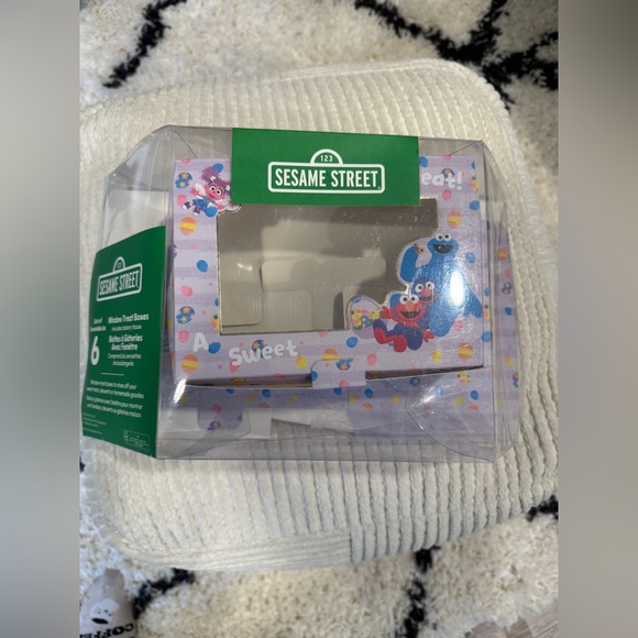 Sesame Street Other - Sesame Street Treat Box Set-New In Box-Set of 6